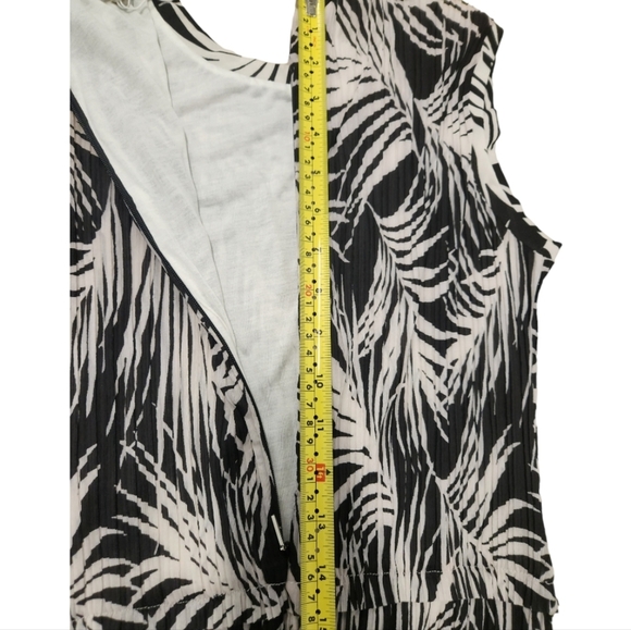 HUGO BOSS EMAGO PALM PRINT DRESS Size SMALL - Picture 9 of 16